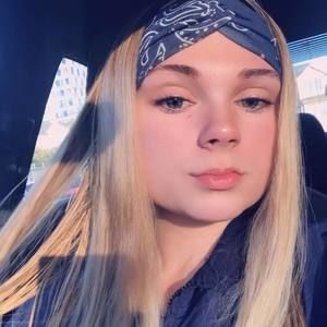 Meet your Posher, Brandy